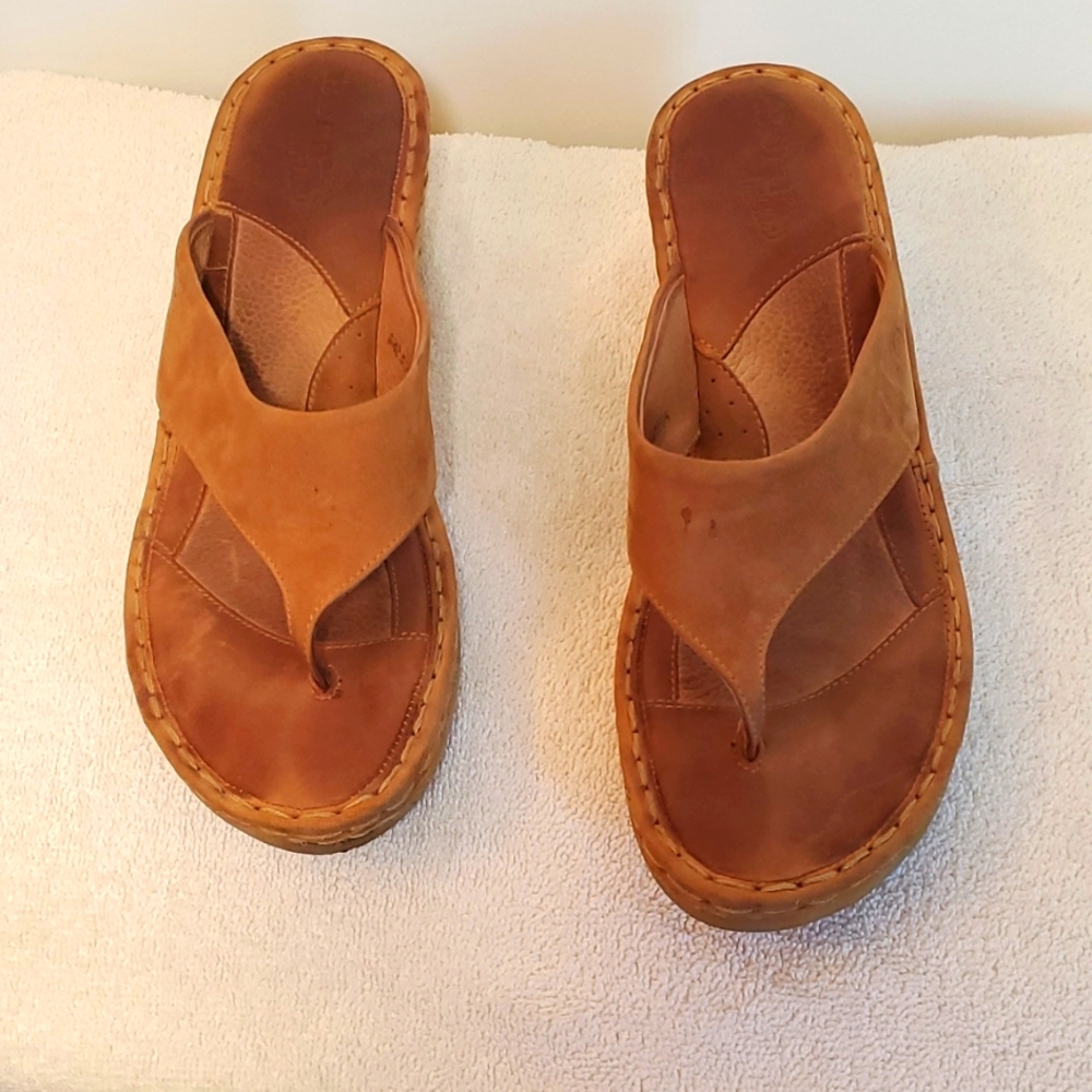 Born Espandrilles, tan, size 9